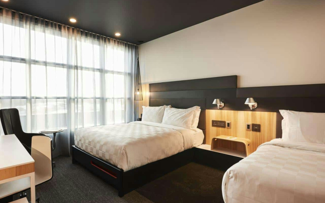 Alt Hotel Calgary East Village
