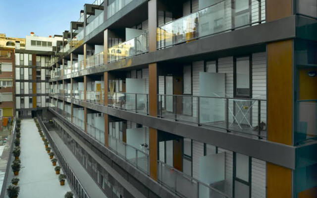 Bcn Montjuic Hotel Барселона вид на фасад