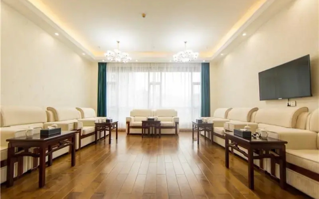 GreenTree Eastern Yibin Yijian Road New City Plaza