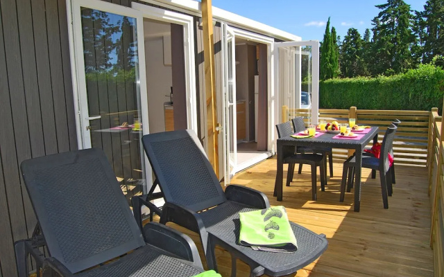 Lagrange Grand Bleu Vacances Camping Le Bosc