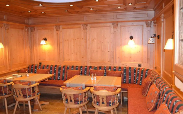 Hotel zum Heiligen Geist