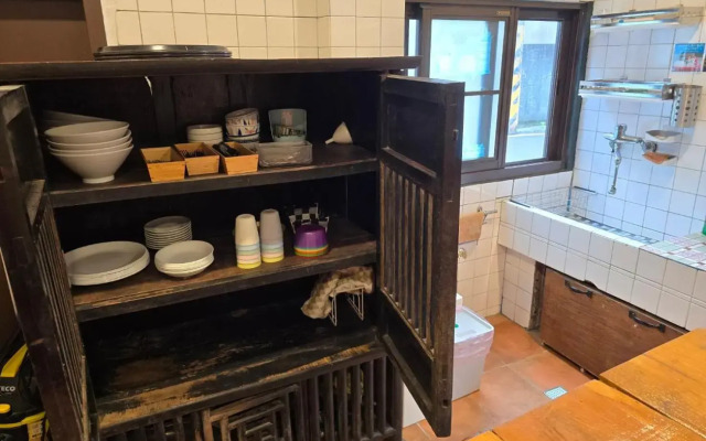 OLD WOW Shared Homestay