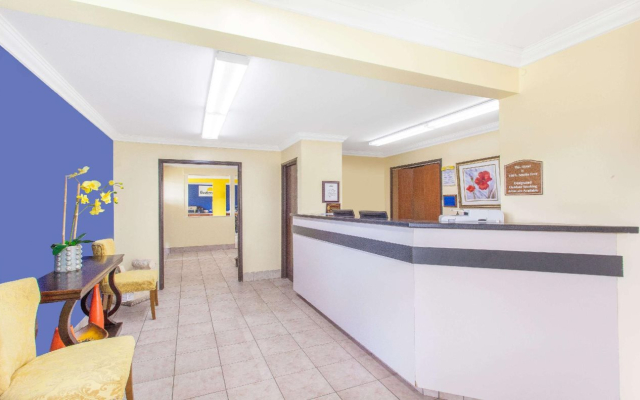 Motel 6 McGraw, NY - Cortland