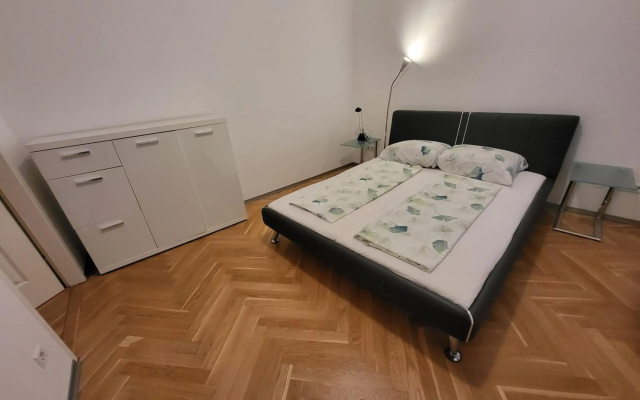 CozyNite Premium Apartment Hundertwasser