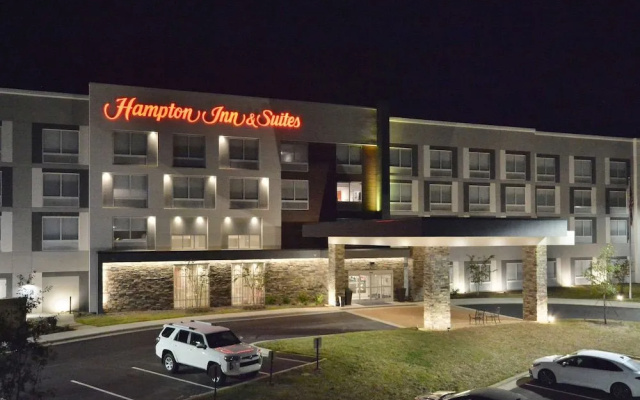 Hampton Inn & Suites By Hilton Charlotte North I 485