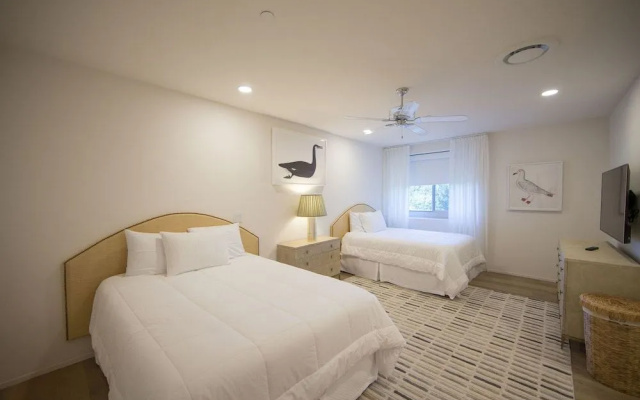 Viridian by Dune Vacation Rentals