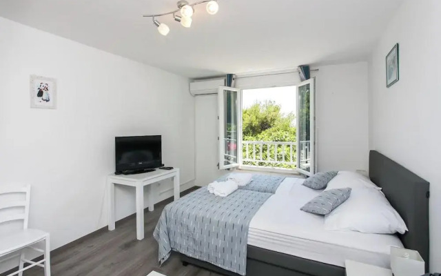Apartment Tetepave