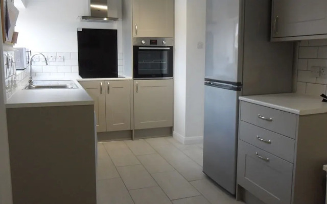 3 Bed Broomfield Road Newport Shropshire