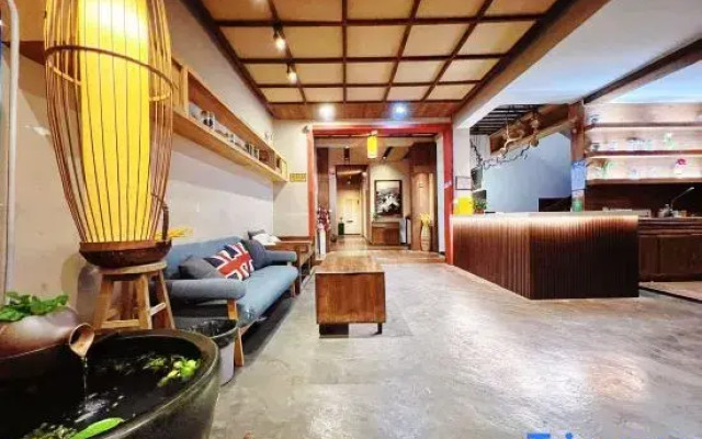 Warm House Homestay