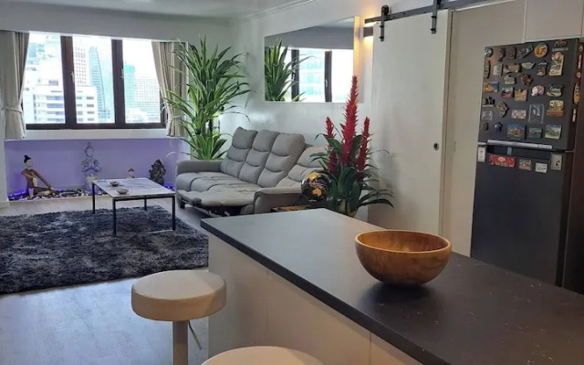 Newly Renovated 1 Bedroom Condo Nana