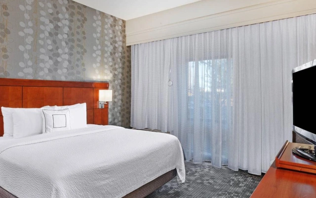 Courtyard by Marriott Tulsa Woodland Hills