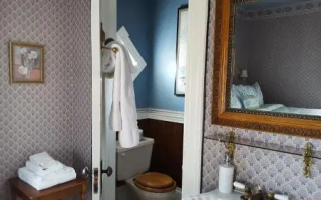 Holidae House B&B