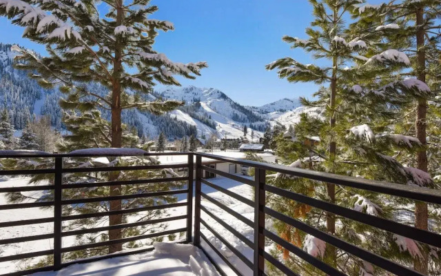 Valley View Bliss Nearby Bike Trails & Beach
