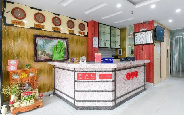 OYO 241 Hp Home Hotel