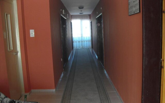 Hotel Hebros Свиленград