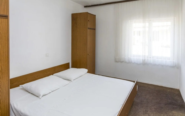 Apartment Ljuba