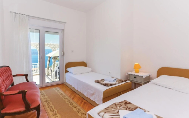 Stunning Home in Stanici With Wifi and 3 Bedrooms