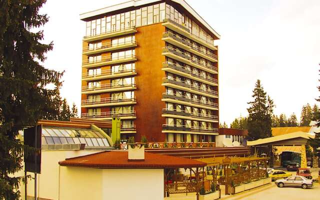 Grand Hotel Murgavets вид на фасад