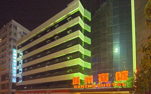 Wanzhou Hotel вид на фасад