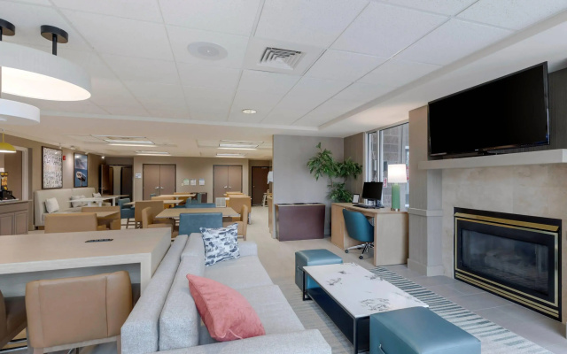 Comfort Inn & Suites Boulder