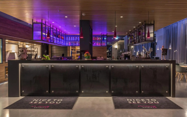 Moxy Edinburgh Airport