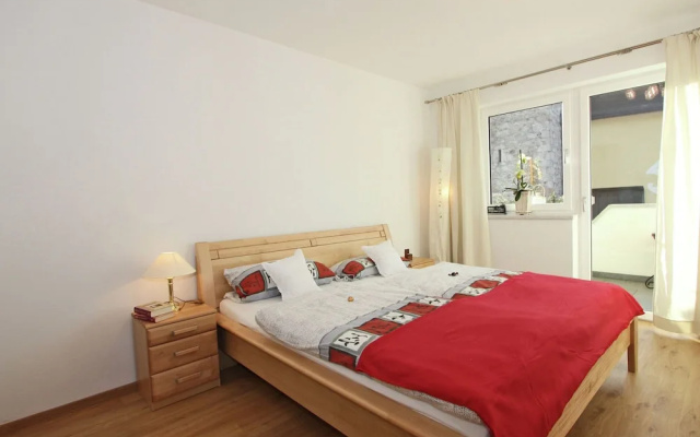 Beautiful Apartment in Maurach With Garden
