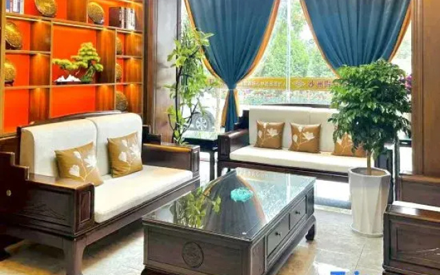 Shazhou Holiday Hotel
