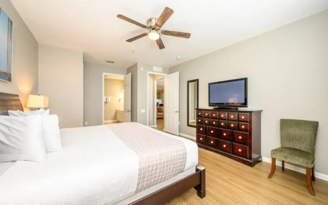 Epic Universe 3 Bedroom Premium Lakeview Condo-1012