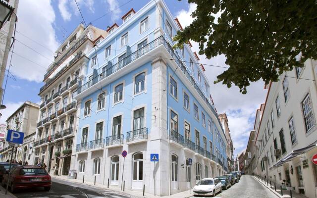Lisboa Carmo Hotel вид на фасад