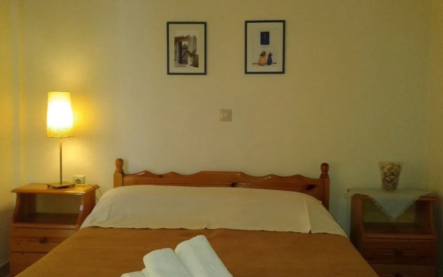 Kritikos Rooms