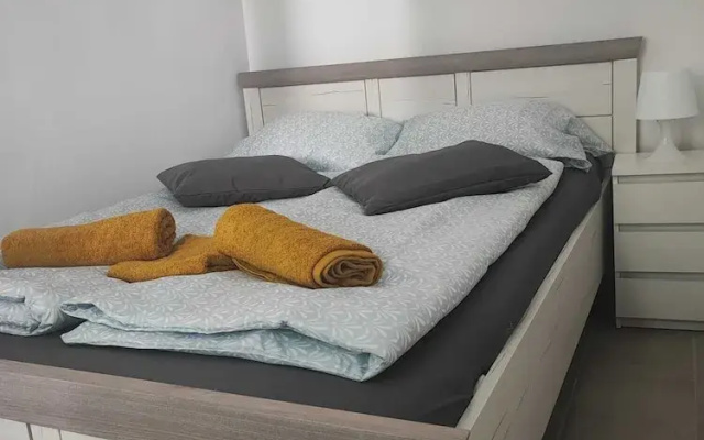 Modern 2BR Apartment In Prime Vienna