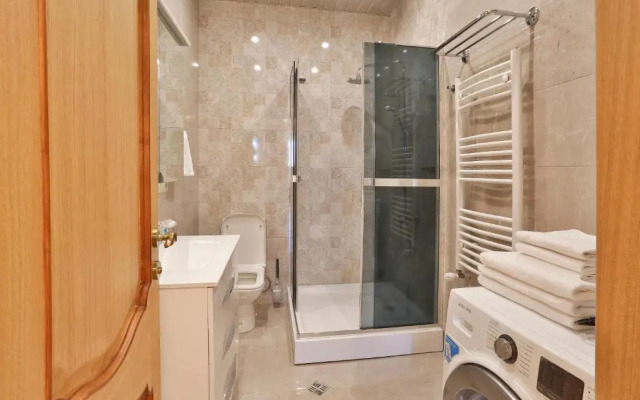 Serviced Apartment on Rustaveli Avenue