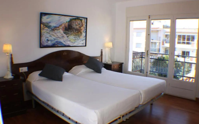 Agi Riu Segre Villa
