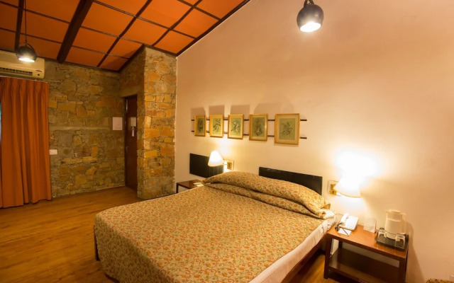 Shikarbadi Hotel