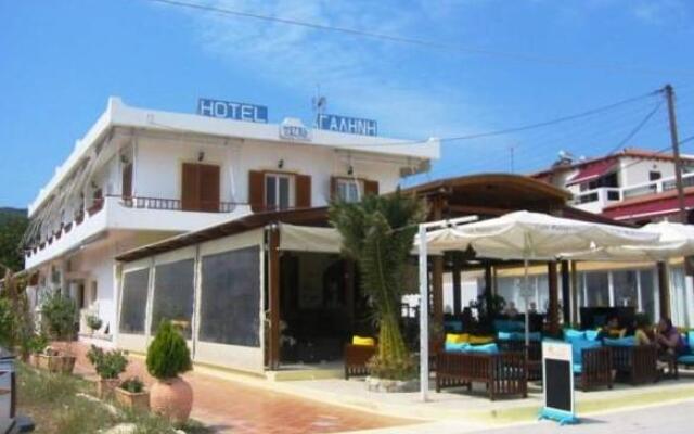 Galini Hotel вид на фасад