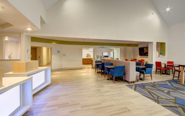 Holiday Inn Express Columbus South - Obetz by IHG