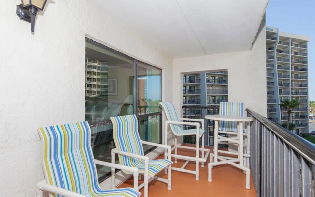 Saida IV Condominium 506