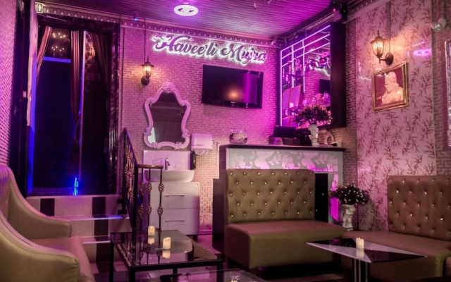 Haveeli Guesthouse and Mujra