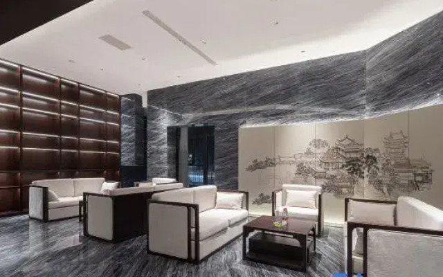 To Li Chun Feng Hotel