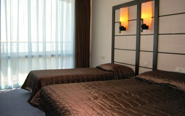 Hotel Sunny Bay
