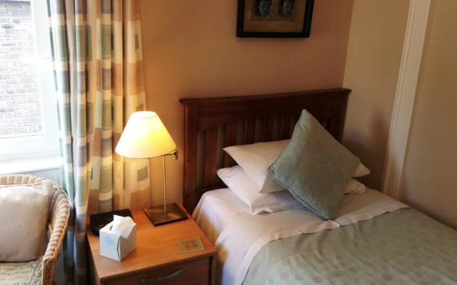 Aberlaw Guest House