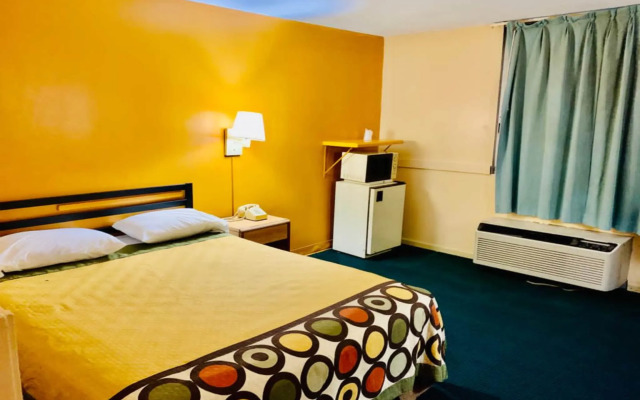 Red Carpet Inn & Suites Lima