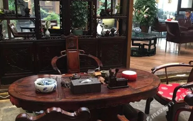 Chengdu YunSHEY Hotel
