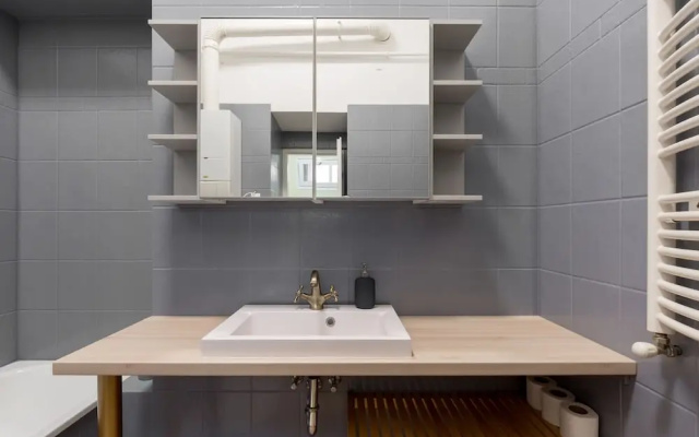 Blue Bird Apartment