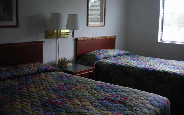 Model Towne Inn