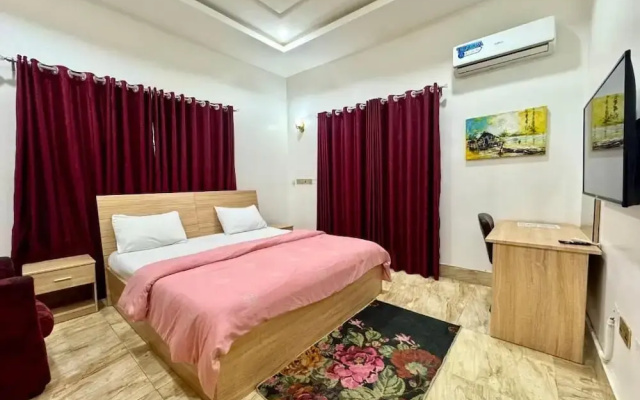 Furnished Apartment by Utako District