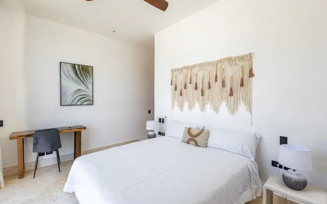 6BR Oceanfront Bliss With Private Chef and Pool