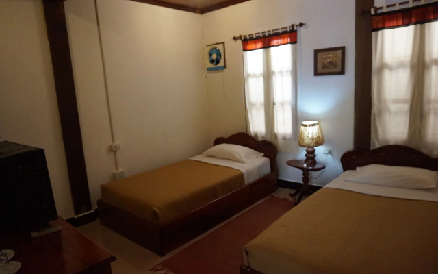 Ouis Guesthouse