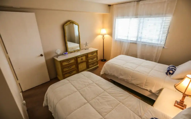 Windward Point 309