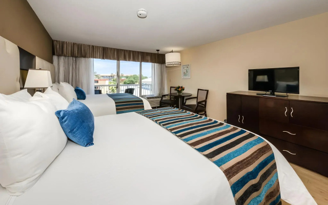 DreamView Beachfront Hotel & Resort